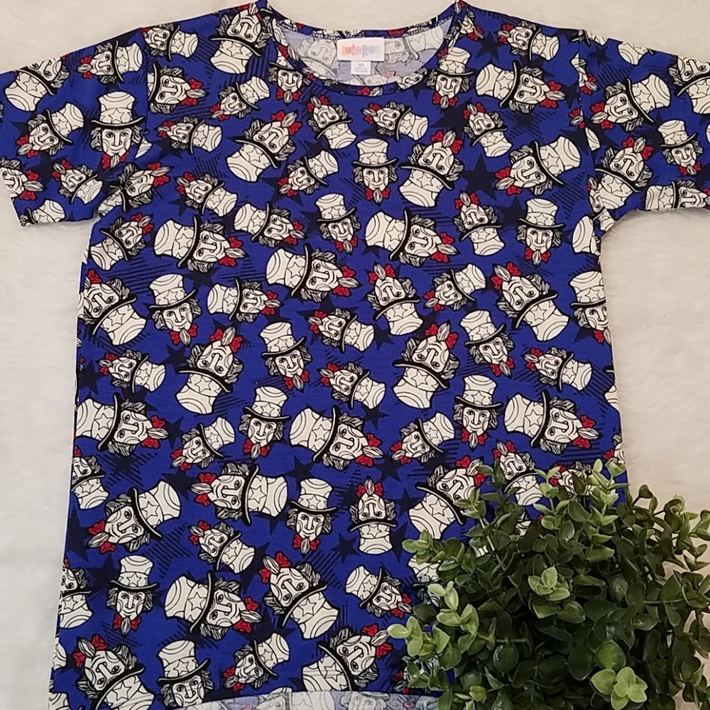 LuLaRoe Gracie tee
